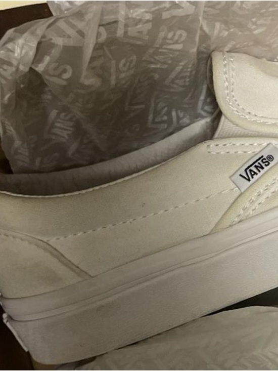 NWOT Vans Classic Slip-On True White | Worn 1-2x | Slight Vintage Yellowing main image 5